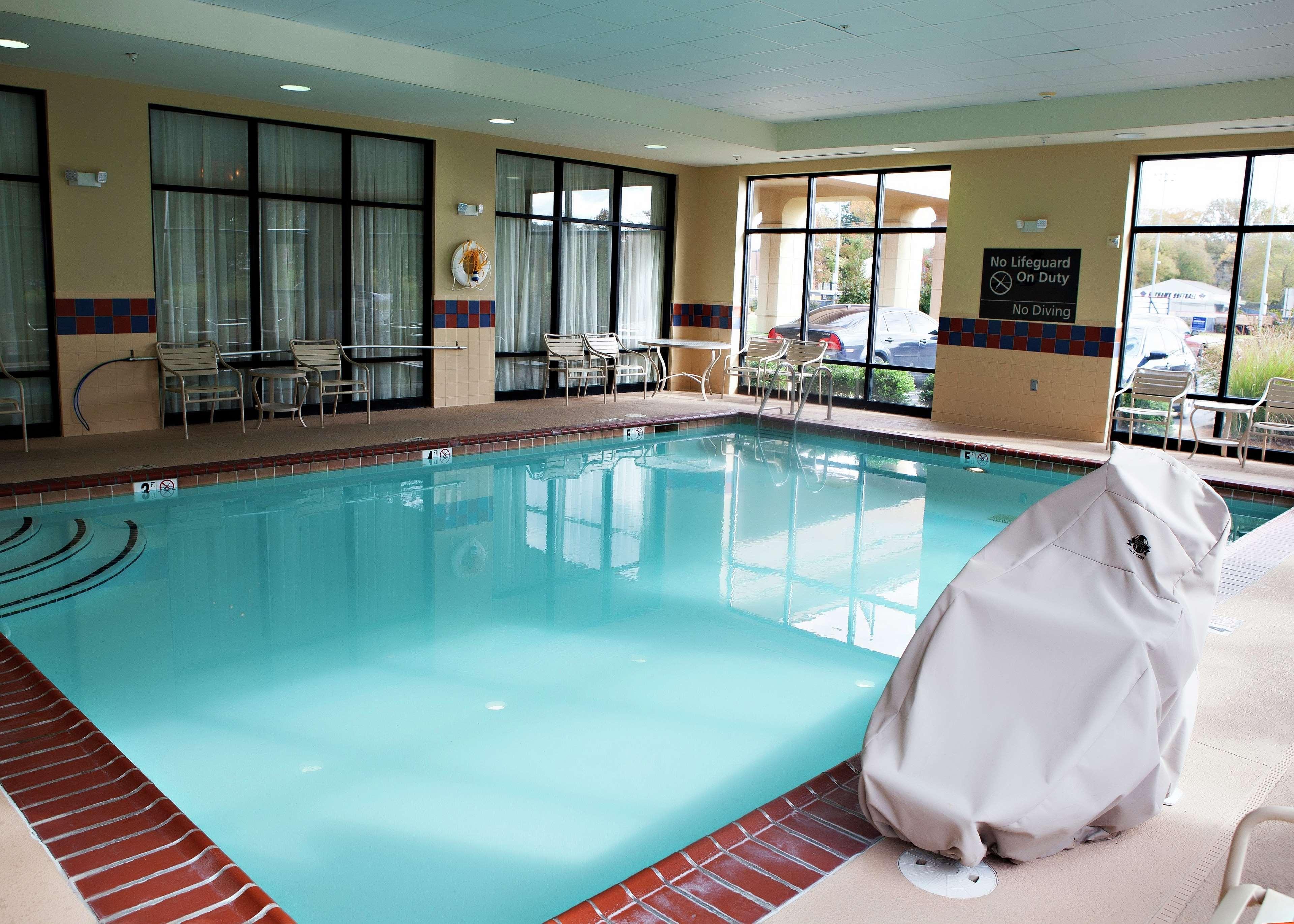 Hampton Inn Martin Esterno foto
